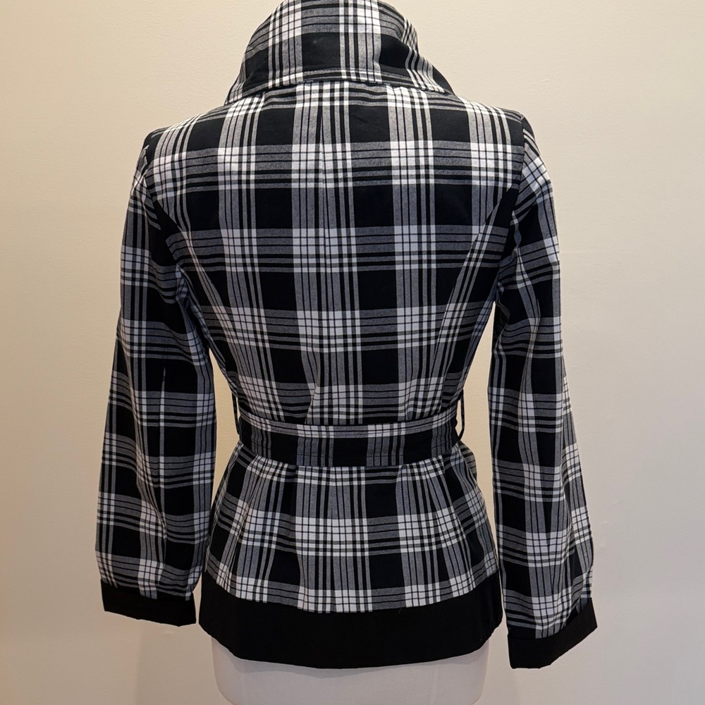 Guess Black and White Plaid Coat with Belt - Picture 3 of 8